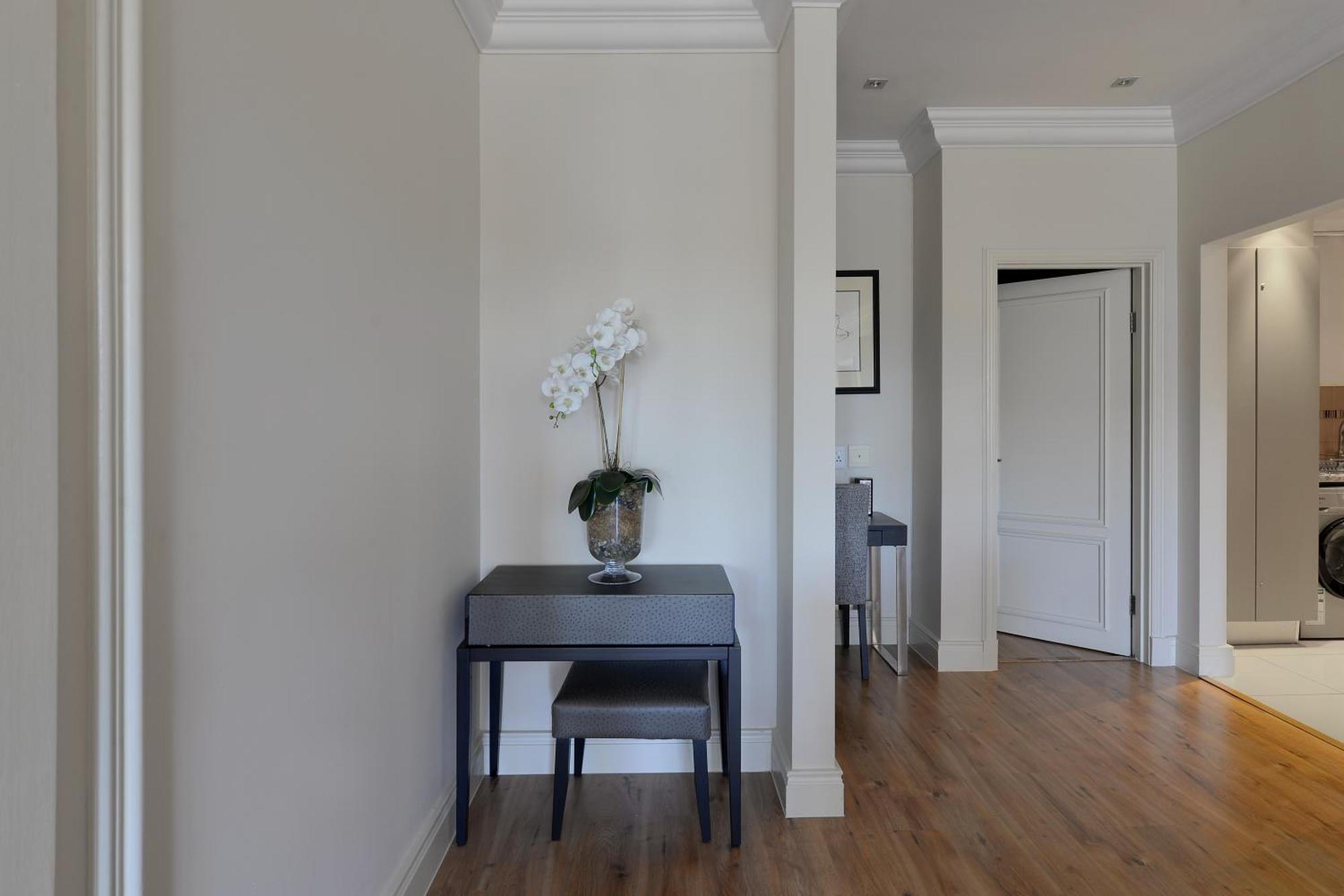 Unit 305 Cape Royale Luxury Apartment *