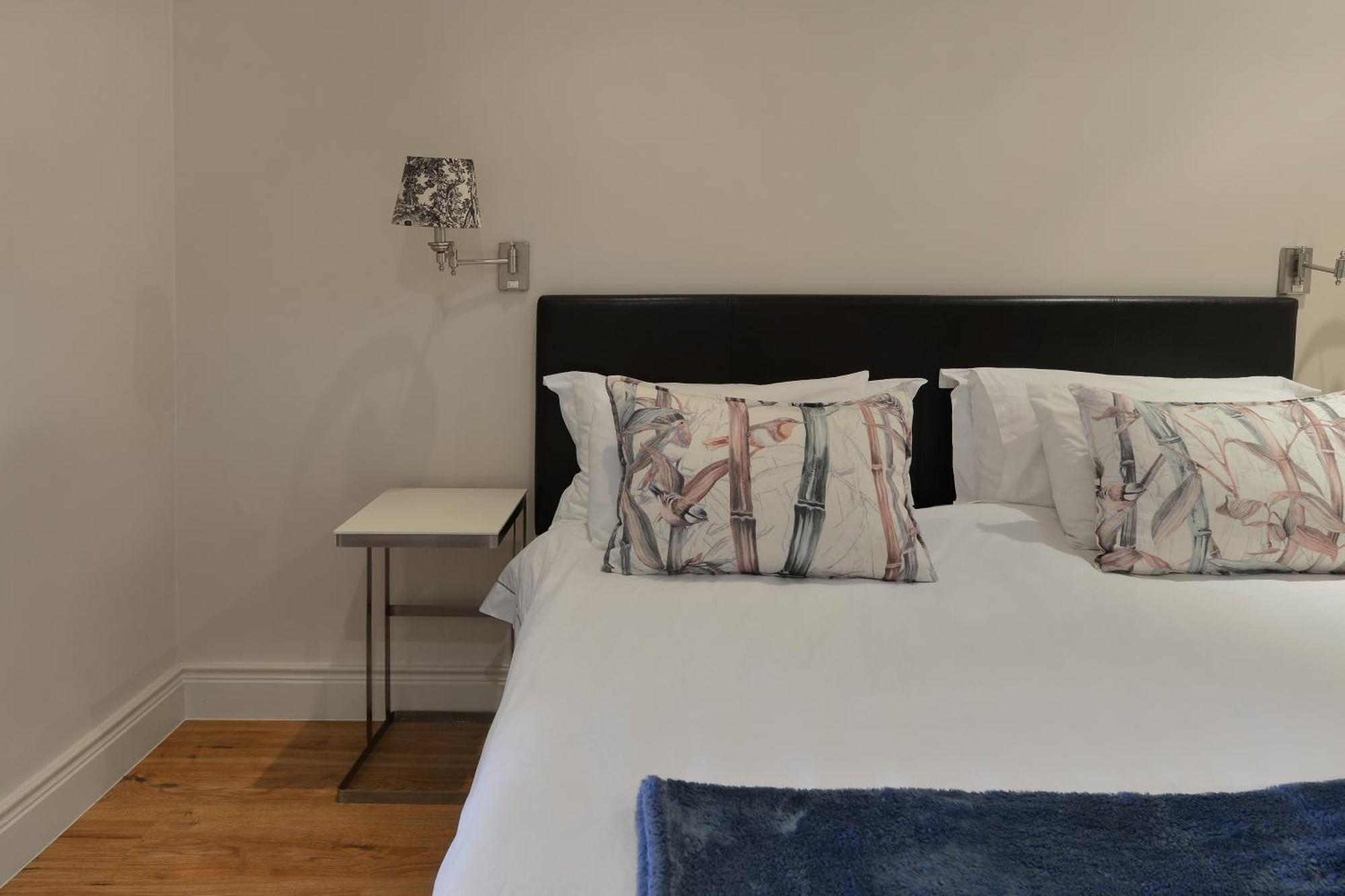 Apartment Unit 305 Cape Royale Luxury